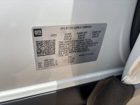 Used 2025 Buick Envista Preferred FWD image 28