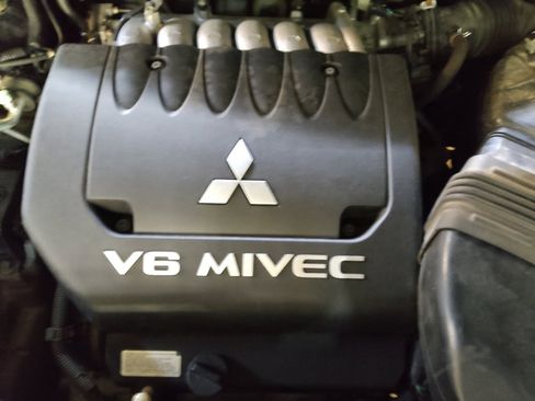 Used 2015 Mitsubishi Outlander GT image 30