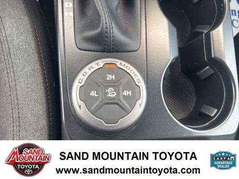 Used 2025 Ford Bronco Big Bend AWD/4WD image 17