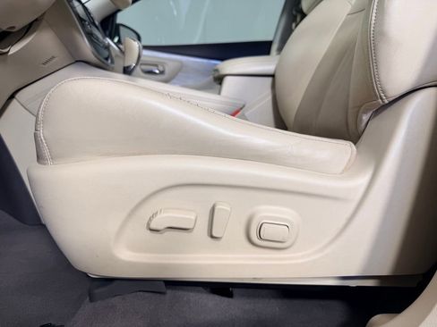 Used 2016 Nissan Murano Platinum FWD image 31