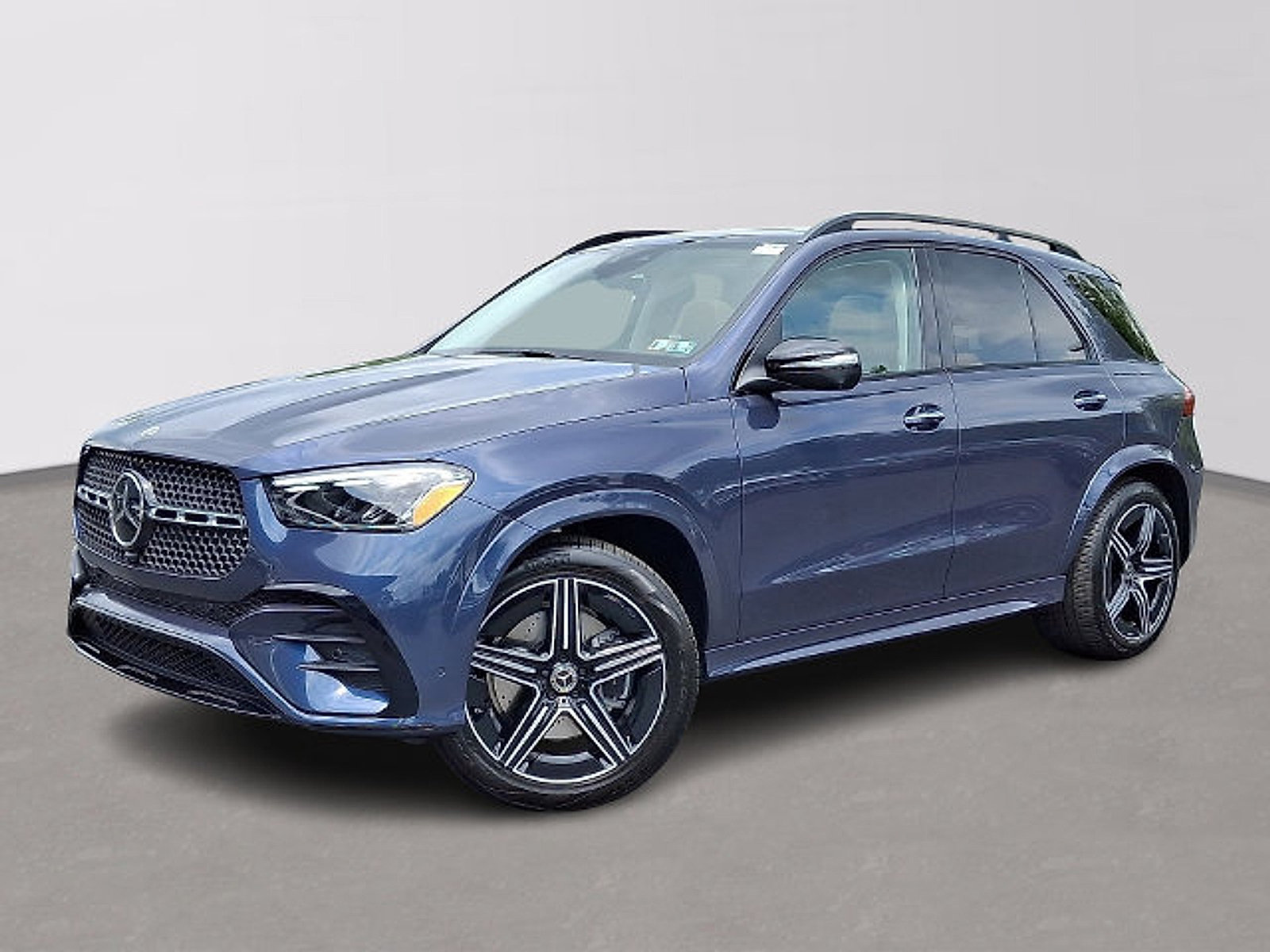 Used 2026 Mercedes-Benz GLE 350 4MATIC image 1