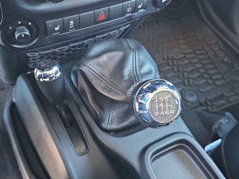 Used 2017 Jeep Wrangler Sahara w/ Quick Order Package 23E Chief image 18