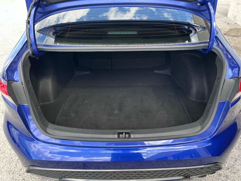 Used 2020 Toyota Corolla SE FWD image 11
