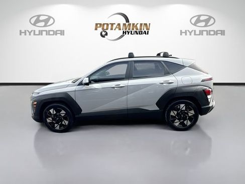 Certified 2025 Hyundai Kona SEL FWD image 8