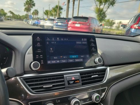 Used 2022 Honda Accord Sport image 30