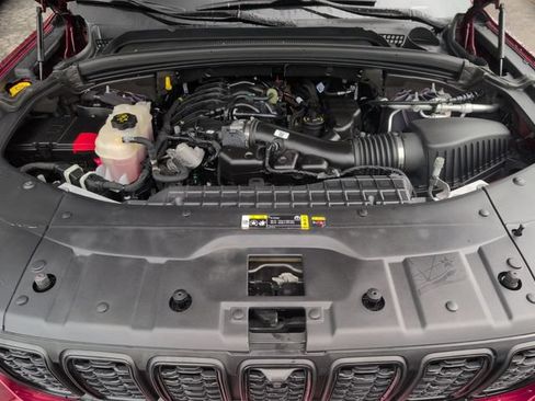 Certified 2025 Jeep Grand Cherokee L Limited w/ Luxury Tech Group II AWD/4WD image 25