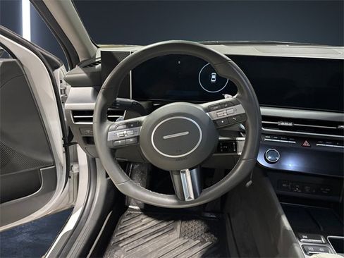 Used 2024 Hyundai Sonata SEL w/ Convenience Package image 12