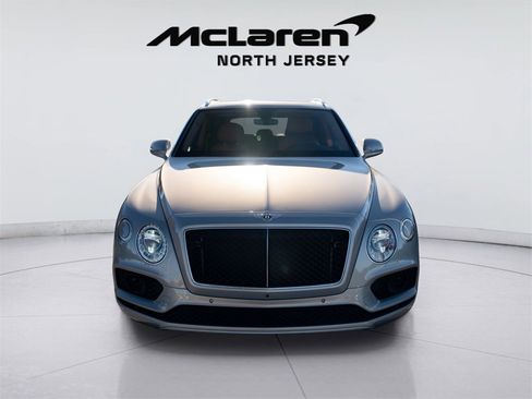 Used 2019 Bentley Bentayga image 13