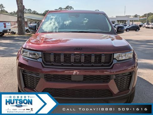 New 2026 Jeep Grand Cherokee Altitude RWD image 3