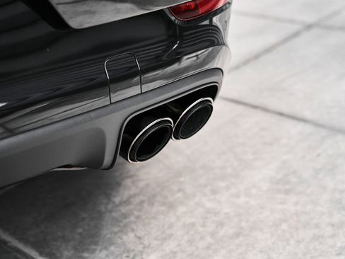 Used 2026 Porsche Cayenne Turbo AWD/4WD image 12