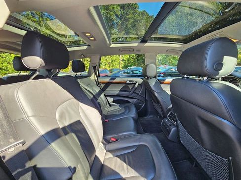 Used 2010 Audi Q7 3.6 Premium Plus w/ Premium Plus Pkg image 37