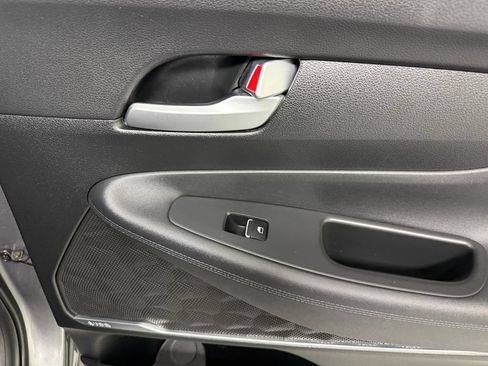 Used 2019 Hyundai Santa Fe SEL FWD image 40