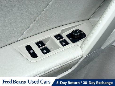Used 2024 Volkswagen Tiguan SE R-Line AWD/4WD image 24