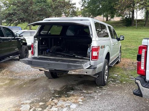Certified 2019 Ford F150 XLT w/ Equipment Group 302A Luxury AWD/4WD image 4