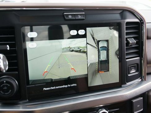 New 2025 Ford F250 King Ranch w/ Chrome Package image 32