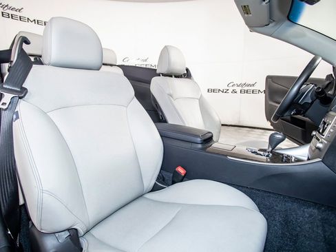 Used 2015 Lexus IS 250C image 23