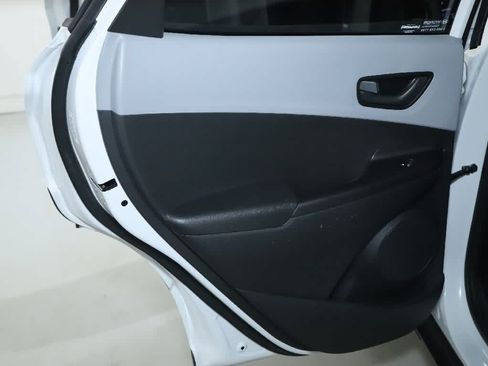 Used 2019 Hyundai Kona SEL w/ Cargo Package AWD/4WD image 13