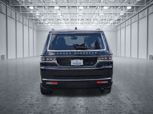 Used 2024 Jeep Grand Wagoneer L 4WD image 4