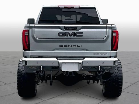 Used 2024 GMC Sierra 2500 Denali Ultimate w/ Max Trailering Package image 5