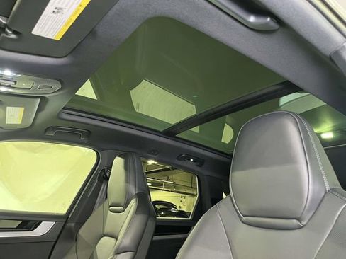 New 2026 Porsche Cayenne S image 19