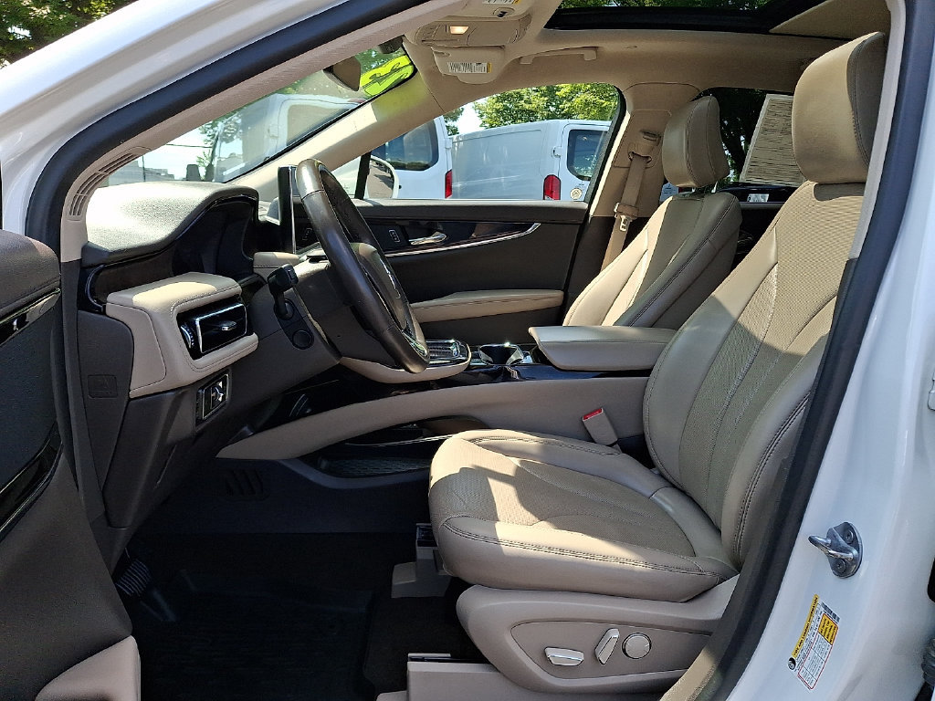 Certified 2023 Lincoln Nautilus Reserve AWD/4WD image 15