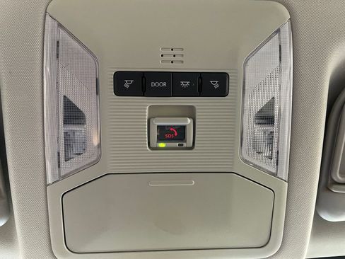 Certified 2025 Toyota RAV4 XLE image 30