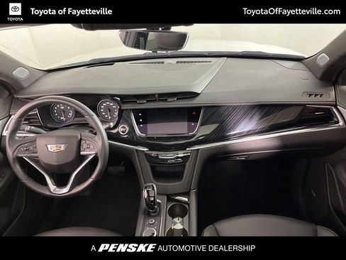 Used 2024 Cadillac XT6 Premium Luxury w/ Technology Package image 23