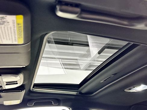 Certified 2025 Subaru Crosstrek 2.5i Wilderness w/ Crosstrek Mirror Package AWD/4WD image 19