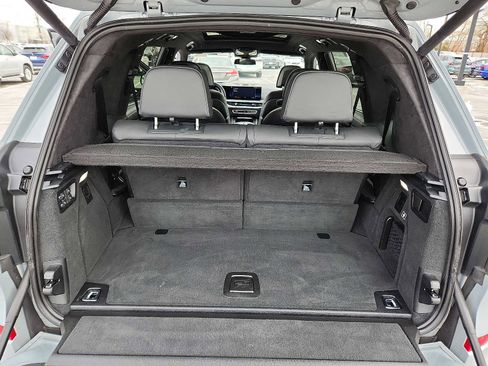Used 2023 BMW X7 xDrive40i w/ Executive Package image 28