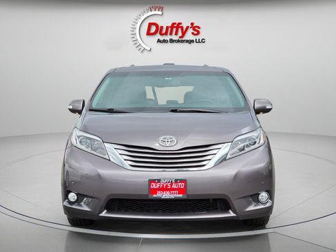 Used 2015 Toyota Sienna Limited Premium AWD/4WD image 19