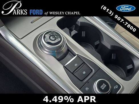 Certified 2024 Ford Explorer Platinum w/ Technology Package AWD/4WD image 25