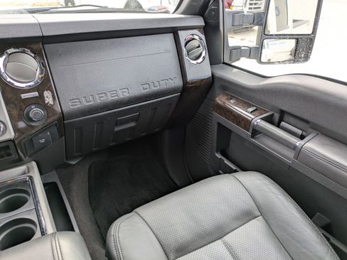 Used 2016 Ford F450 Platinum image 14