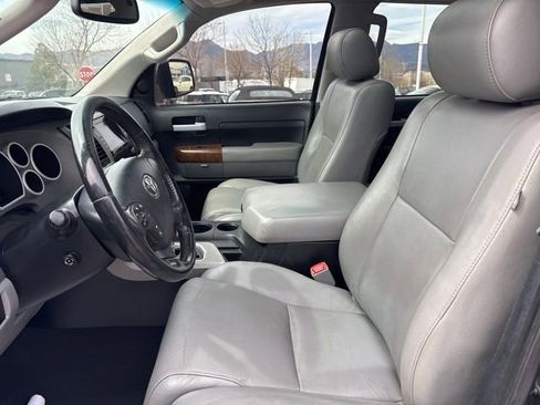 Used 2013 Toyota Tundra Limited w/ Memory Pkg AWD/4WD image 12