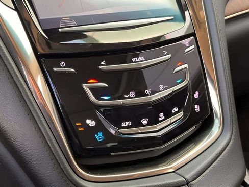 Used 2018 Cadillac CTS Luxury RWD image 20