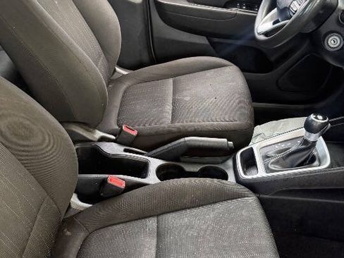 Used 2020 Hyundai Venue SE FWD image 7