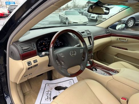 Used 2008 Lexus LS 460 L image 10