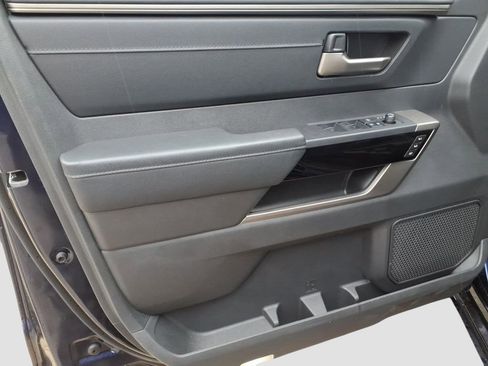 Used 2024 Toyota Tundra Limited image 18