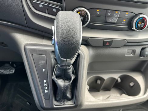 New 2025 Ford Transit 250 148 Medium Roof image 14