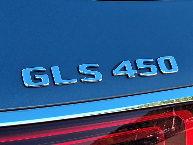 Used 2020 Mercedes-Benz GLS 450 4MATIC image 30