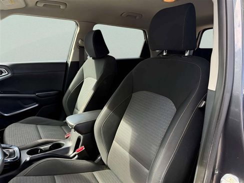 Used 2021 Kia Soul S FWD image 9
