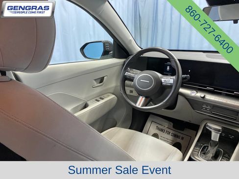 Used 2025 Hyundai Kona SEL AWD/4WD image 37
