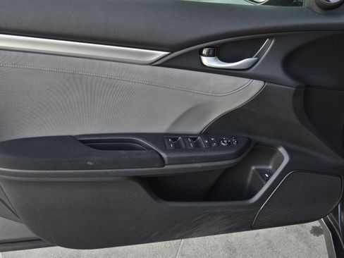 Used 2018 Honda Civic EX-T image 7