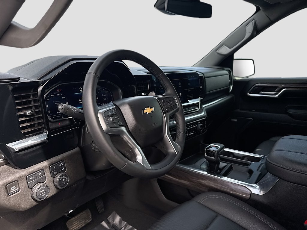 Used 2024 Chevrolet Silverado 1500 LTZ w/ LTZ Premium Texas Edition AWD/4WD image 9