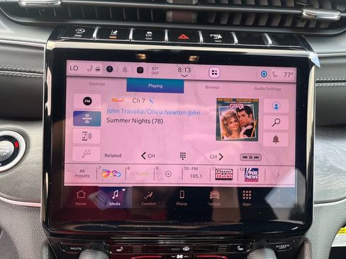 New 2025 Jeep Grand Cherokee Limited w/ Black Appearance Package image 21