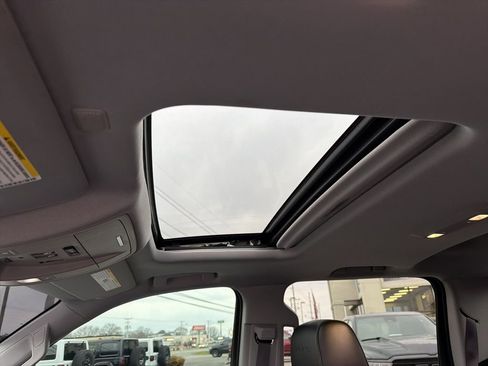 Used 2016 GMC Sierra 1500 Denali w/ Denali Ultimate Package image 33