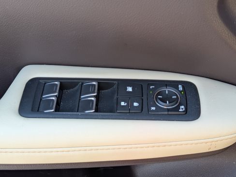 Used 2020 Lexus RX 450h AWD w/ Premium Package image 20