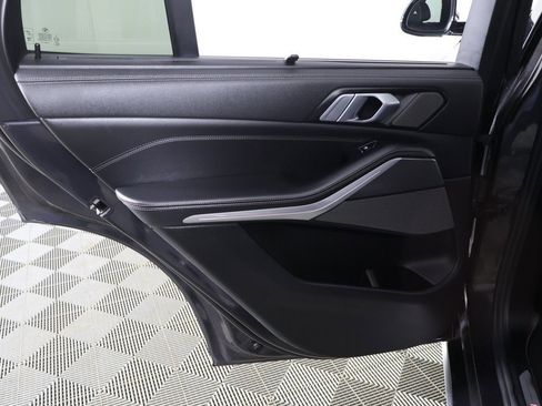 Used 2022 BMW X5 xDrive40i image 29