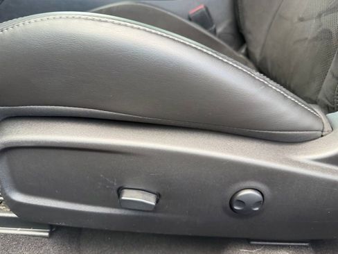 Used 2023 Dodge Challenger R/T w/ Plus Package image 14