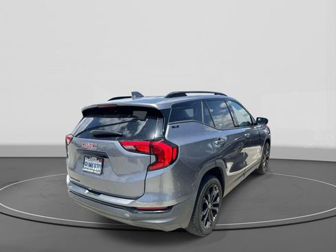Used 2021 GMC Terrain SLE w/ Elevation Edition FWD image 5