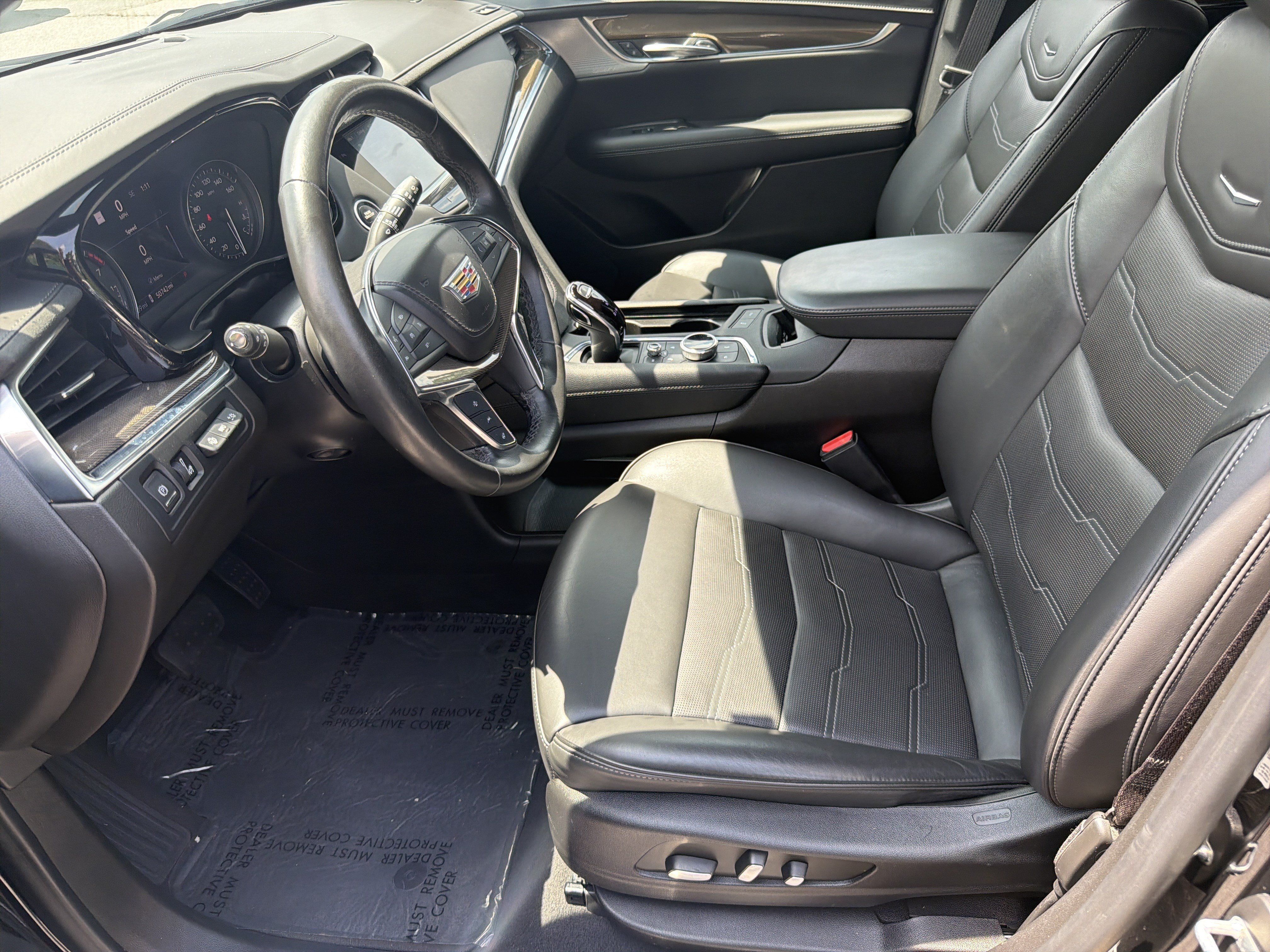 Certified 2022 Cadillac XT5 Premium Luxury w/ Platinum Package FWD image 10